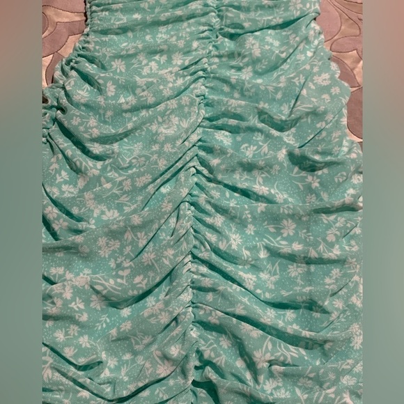 Beautiful teal ruched body con spaghetti strap dress XS - Picture 3 of 3